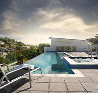 Oaks Gateway on Palmer