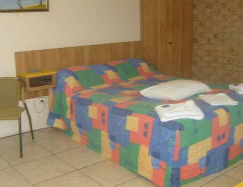 Palm Trees Motel - South Australia Travel 3