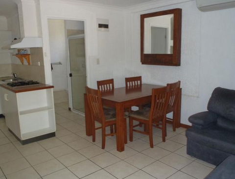 Beachside Holiday Units - South Australia Travel 3