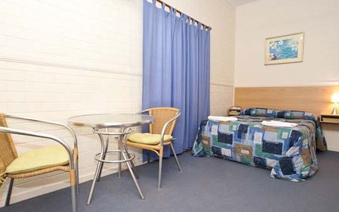 Carrington Hotel - South Australia Travel 1