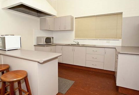 Carrington Hotel - South Australia Travel 3