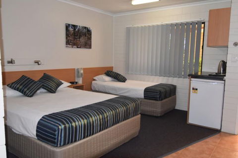 Billabong Motor Inn - South Australia Travel 0