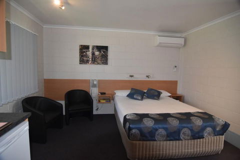 Billabong Motor Inn - South Australia Travel 11