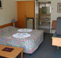 Tropical Gateway Motor Inn - South Australia Travel