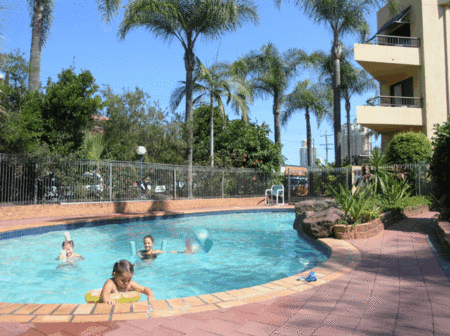 Grangewood Court Holiday Apartments - South Australia Travel