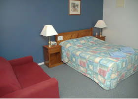Riverboat Lodge Motor Inn - South Australia Travel 1