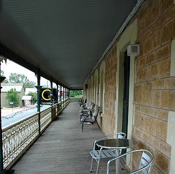 Hotel Mannum - South Australia Travel 0
