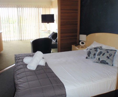 Rays Resort Apartments - South Australia Travel 3