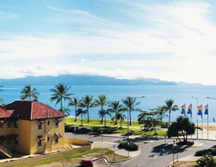 Ocean Breeze By The Strand - South Australia Travel 3