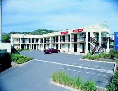 Jacksons Motor Inn - South Australia Travel 3