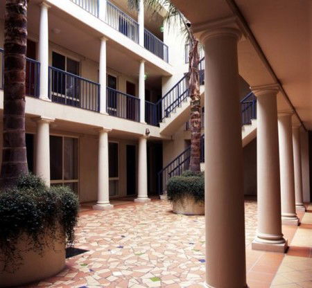 The Manor House - South Australia Travel 3