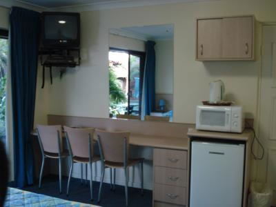 Oxley Motor Inn - South Australia Travel 5