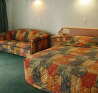 Runaway Bay Motor Inn - South Australia Travel