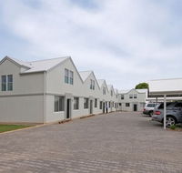 Hello Adelaide Motel  Apartments - South Australia Travel