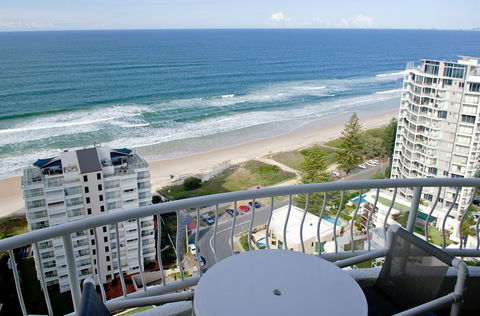 Biarritz Apartments - South Australia Travel 5