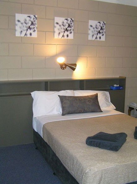 Old Mill Motel, Dongara - South Australia Travel 5
