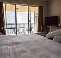 Beachcomber Hotel - South Australia Travel