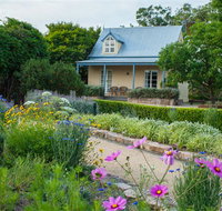 Vineyard Cottages and Cafe - South Australia Travel