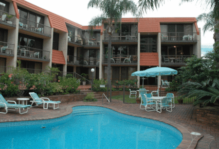Surfspray Court Holiday Apartments - South Australia Travel