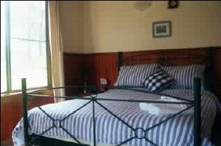 Toms Creek Retreat - South Australia Travel 3