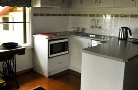 Newcomen Bed And Breakfast - South Australia Travel 4