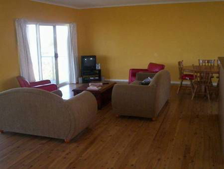 The Dog And Cockle Beach House - South Australia Travel 1