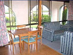 Del Costa Holiday Villas - South Australia Travel 1