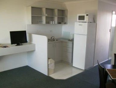 Reef Adventureland Motor Inn - South Australia Travel 1