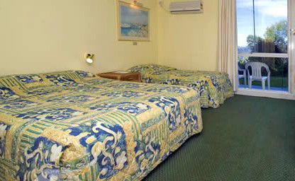 All Seasons Salamander Shores - South Australia Travel 0