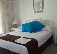Old Burleigh Court Holiday Apartments - South Australia Travel