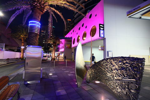 St Tropez Holiday Apartments - South Australia Travel 1