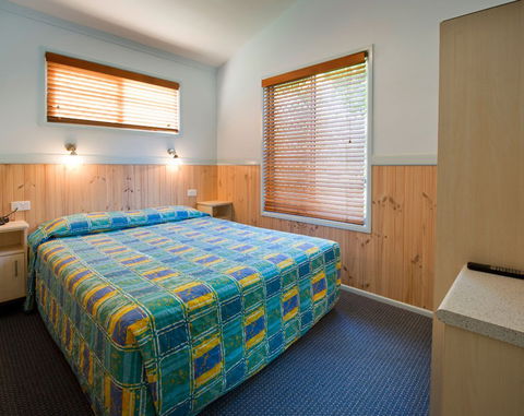 Coolum Beach Holiday Park - South Australia Travel 1