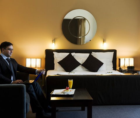 The Clarendon Hotel - South Australia Travel 4