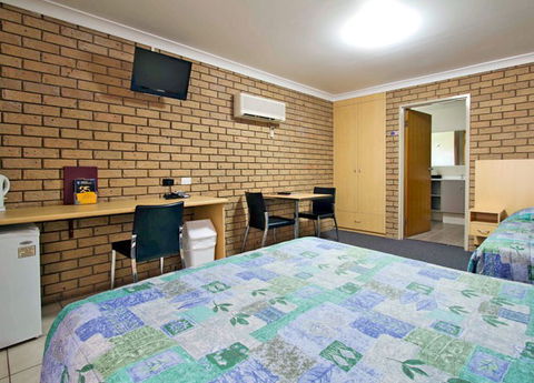 Sunray Motor Inn Toowoomba - South Australia Travel 0