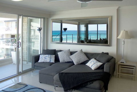 Pacific Surf Absolute Beach Apartments - South Australia Travel 2
