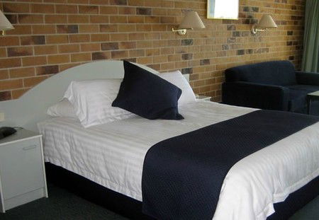 Moby Dick Waterfront Resort Motel - South Australia Travel 1