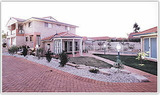 Toowoomba Uni Accommodation Group - South Australia Travel 0