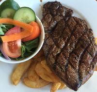 Friendly Inn Hotel - South Australia Travel