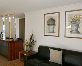 No 95 Dubbo Accommodation - South Australia Travel 0