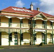 Branxholm Hotel - South Australia Travel