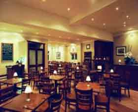 Gardners Inn Hotel - South Australia Travel 0