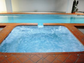 Leisure Inn Plaza Hotel - South Australia Travel 0