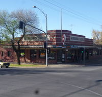 Newmarket Hotel - South Australia Travel