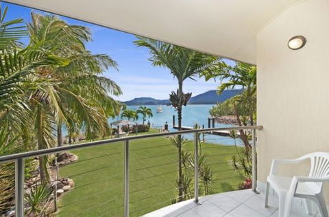Hinchinbrook Marine Cove Motel - South Australia Travel 1
