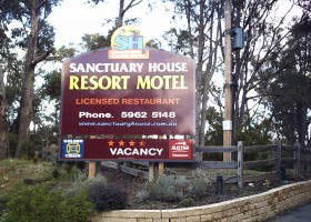 Sanctuary House Resort Motel - Healesville - South Australia Travel 1