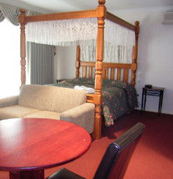 Sanctuary House Resort Motel - Healesville - South Australia Travel 2