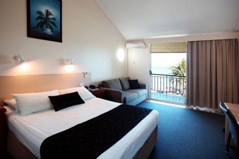 Whitsunday Sands - South Australia Travel 0