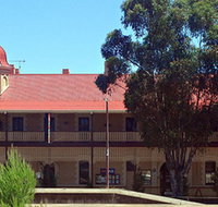 Peterborough Railway Hotel - South Australia Travel