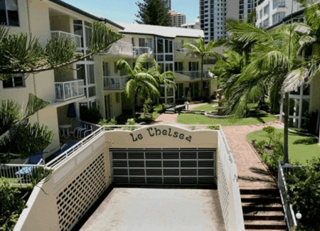 Le Chelsea Holiday Apartments - South Australia Travel