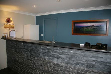 Comfort Inn Lake Macquarie - South Australia Travel 1